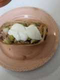 Barquitas de trigo con atún y frutas