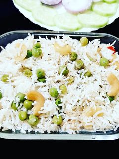 মটর পোলাও (Matar pulao recipe in Bengali) রেসিপির প্রধান ছবি