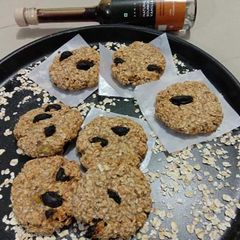 A picture of Banana oats cookies.