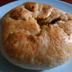 A picture of Mini chicken pot pie.