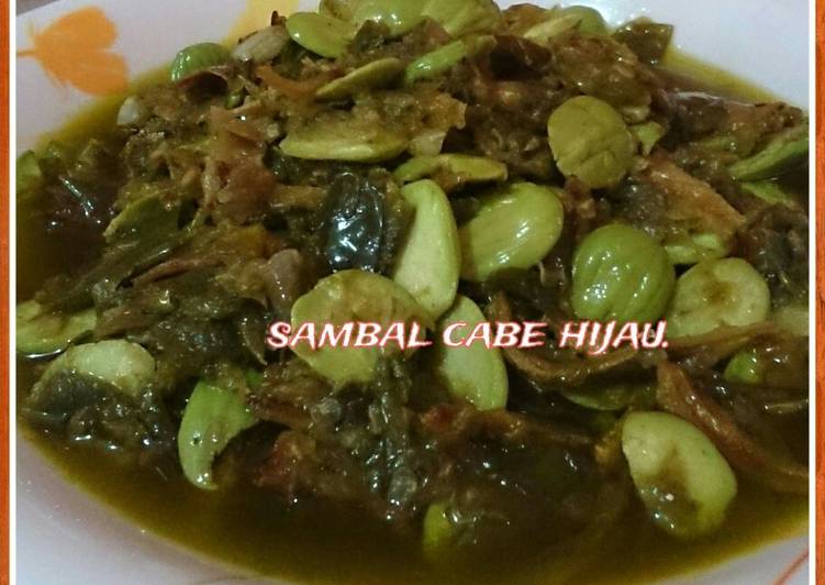 Bagaimana Menyiapkan 65. Sambal cabe hijau Pete dan ikan teri yang Bisa Manjain Lidah