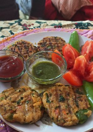A picture of Mini egg veggie pancakes.