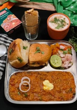 A picture of Pressure Cooker Pav bhaji in 25 minutes.