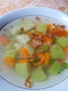 Foto resep Sayur bening labu siam dan wortel "simpel"