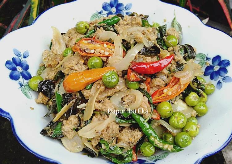 Cara Gampang Menyiapkan Ulukutek Oncom Takokak yang Bisa Manjain Lidah