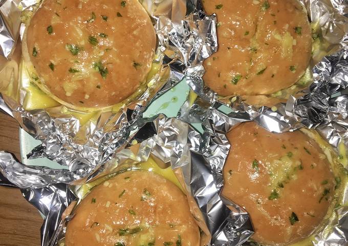 Resep Korean garlic cheese bread tanpa oven Anti Gagal