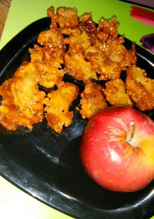A picture of Apple toffy.