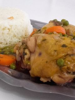 Una foto de Seco de pollo Ecuatoriano