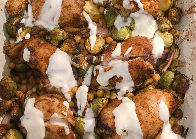 Recipe of Favorite Curried chicken, sprouts and chickpeas with honey lemon yogurt