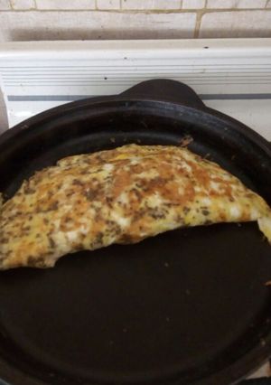 Una foto de Omelette simple honda tacos 😂