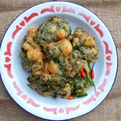 A picture of Bakwan Kangkung Tahu.