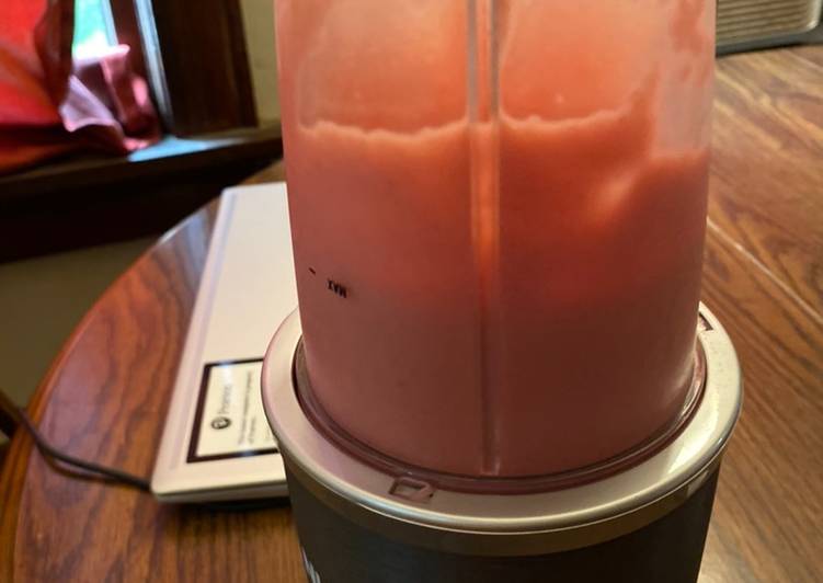 Step-by-Step Guide to Prepare Super Quick Strawberry banana smoothie