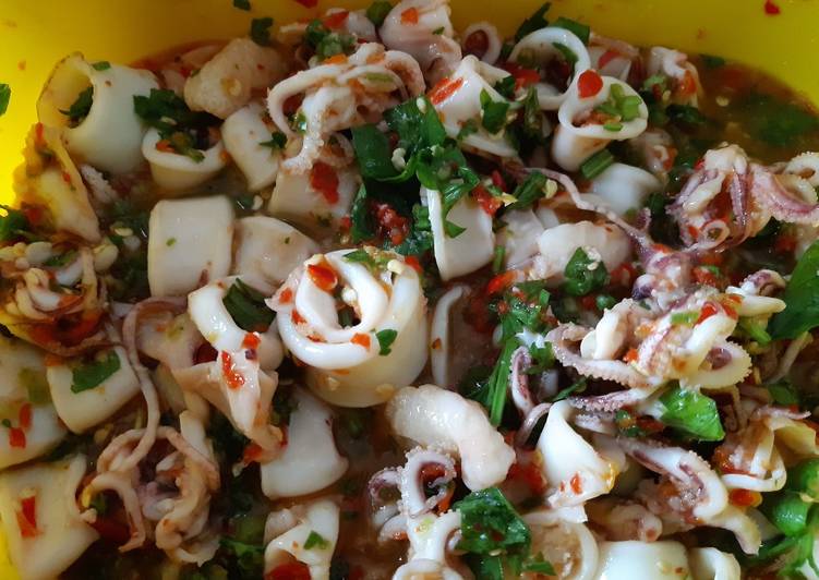 Salad Sotong Ala Thai
