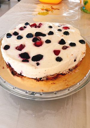 Φωτογραφία της συνταγής Cheesecake με λευκή σοκολάτα και μούρα, χωρίς ψήσιμο!!!