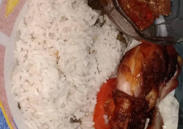 Bagaimana mengolah Nasi uduk ayam kalasan+ sambel yang Enak Banget