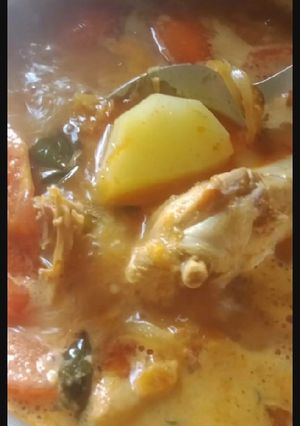 Gambar Kari Ayam Kentang + Gajus (Tanpa Santan, Tanpa Air Asam Jawa)