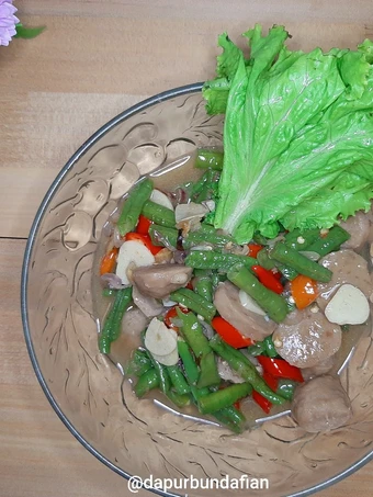 Cara Mudah Menyiapkan Resep Tumis pentol kacang panjang yang Enak Banget Anti Ribet, Mantap