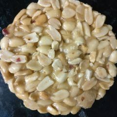A picture of Peanut chikki.