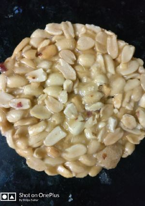 A picture of Peanut chikki.