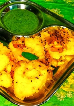 फ्राइड ढोकला (Fried Dhokla recipe in Hindi) रेसिपी मुख्य फोटो