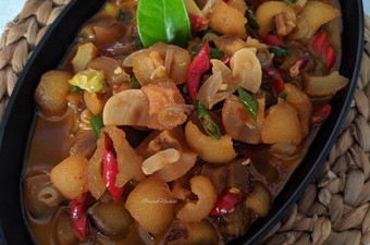 Bagaimana Membuat Oseng Kikil Kekinian