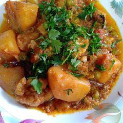 A picture of Mix veg......yummy. With achaar.