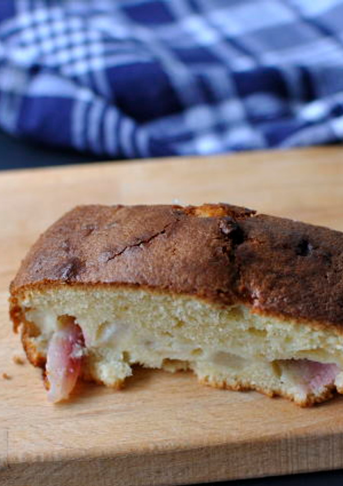 Una foto de Cake de pera y uva