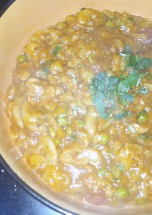 A picture of Cuby Chicken Pasta.