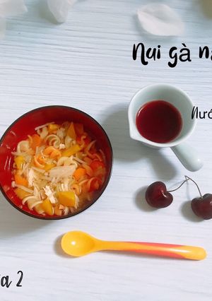 Hình của món Nui gà nấu nấm.