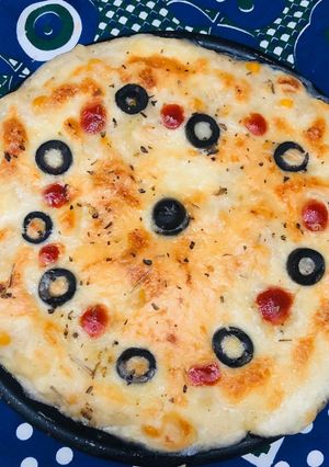 A picture of Pizza 🍝 pasta.