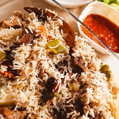A picture of Yakhni Pulao /White Pulao.