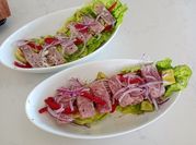 Una foto de carpaccio de italia