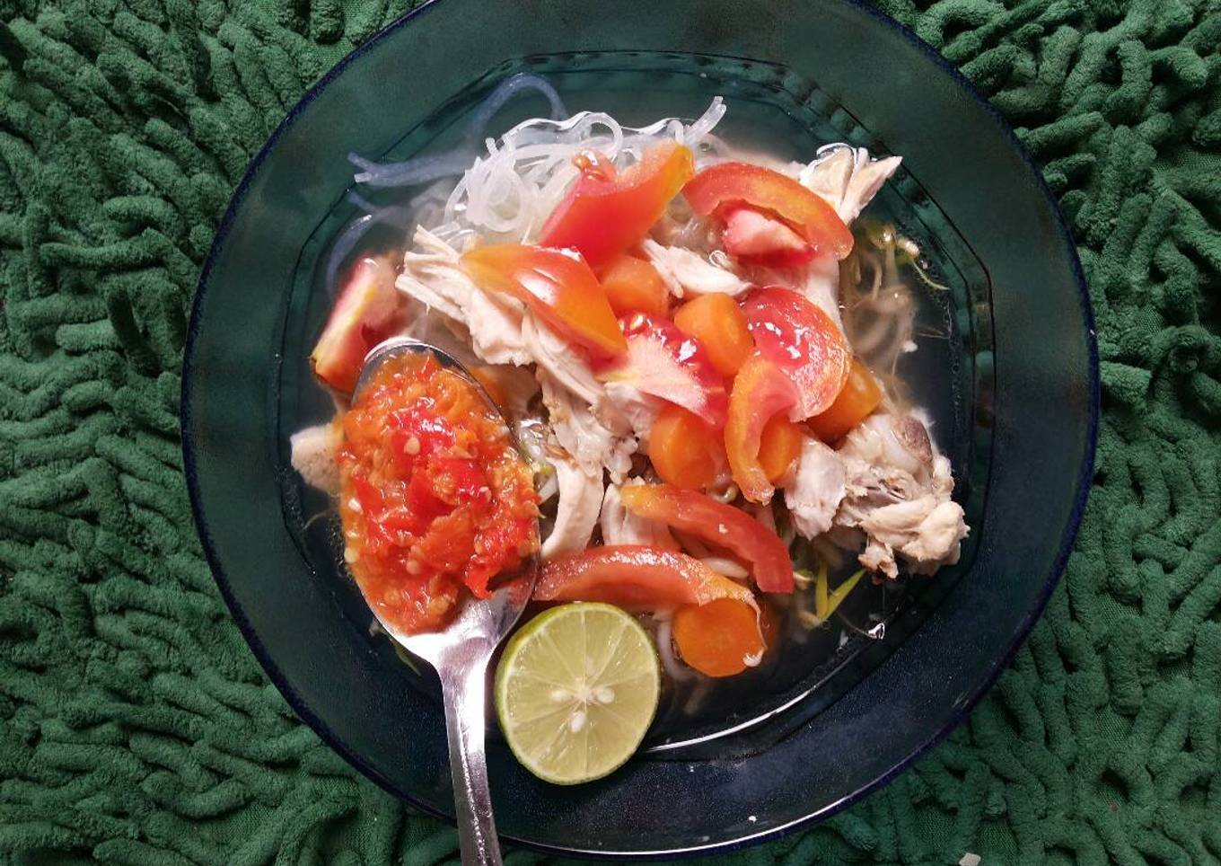 Soto ayam kuah bening