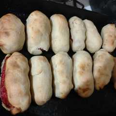 Una foto de 🌭panes de salchicha