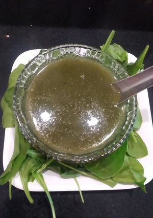 સરગવા નો સુપ (Drumstick Soup Recipe In Gujarati) રેસીપી મુખ્ય ફોટો