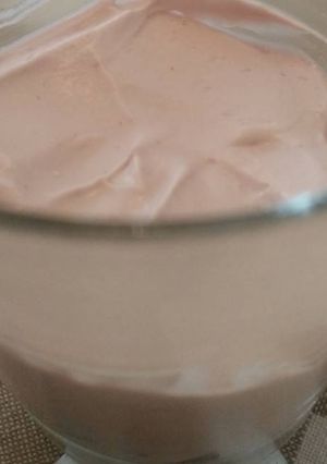 Una foto de Mousse de frambuesa