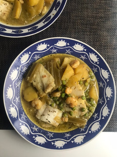 Una foto de Abadejo guisadito con verduras y azafrán