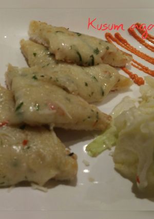 A picture of Chilli cheese toast.