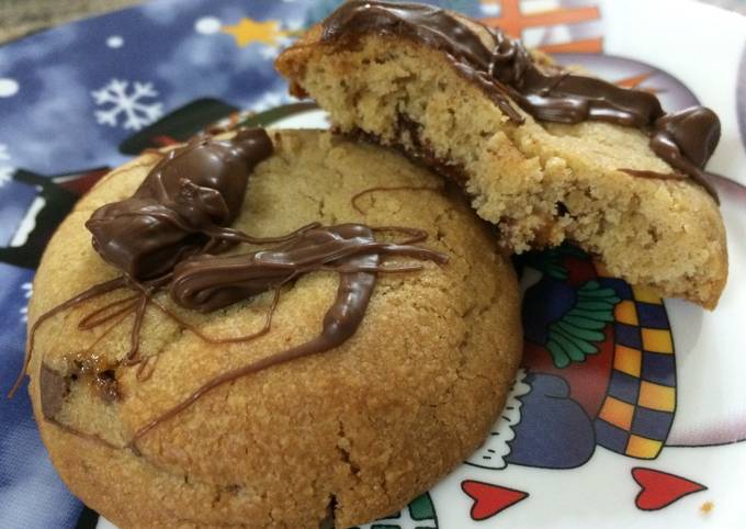 κύρια φωτογραφία συνταγής Τα μπισκότα του Άη  Βασίλη - Santa's cookies