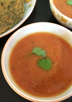 A picture of Tamatar ki Kadhi.