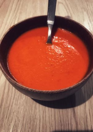 Una foto de Salmorejo de pimiento rojo