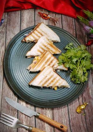 A picture of Honey Babycorn Sandwich.