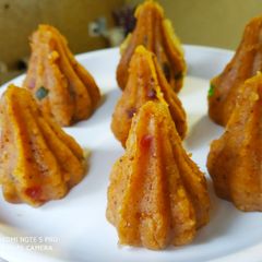 A picture of Moong dal modak.