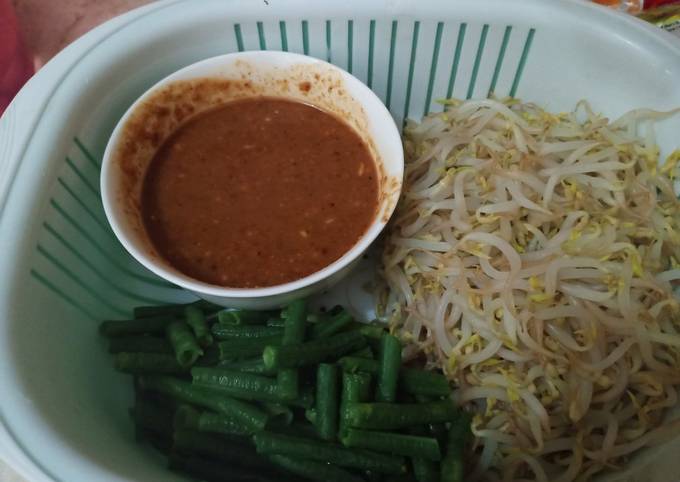 Sambal Pecel Dan Sayur