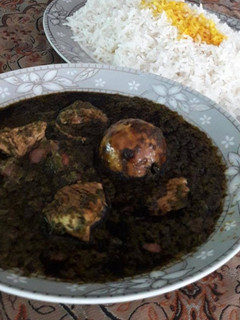 عکسی از دستور قورمه سبزی بوقلمون😍