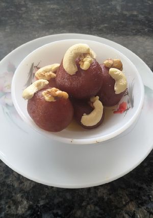 A picture of Instant gulab jamun.