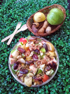A picture of Fruits And Nuts Salad.