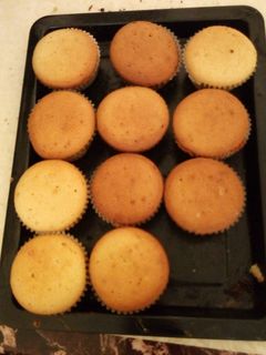 Vanilla cup cake ainihin hoton girkin