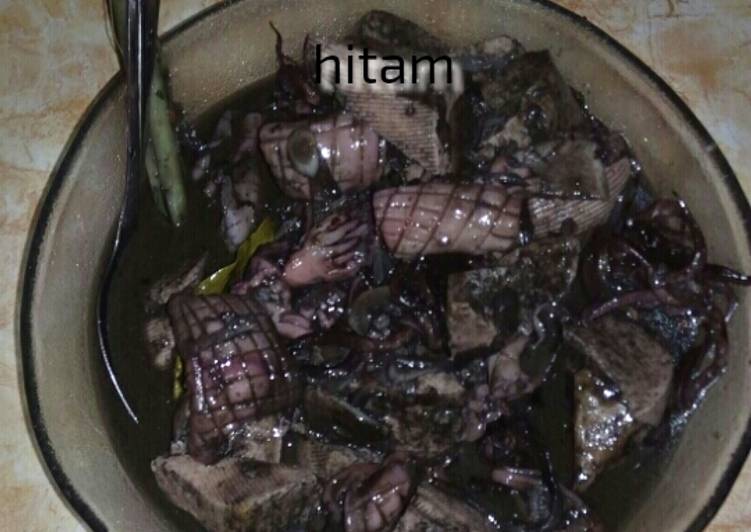 Resep Sotong masak hitam lembut mix tahu yang Lezat