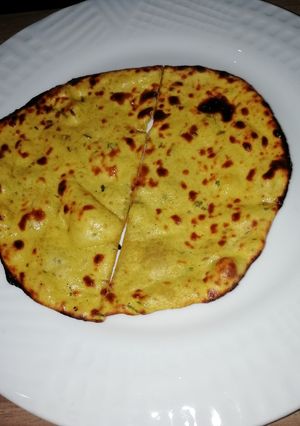 A picture of Missi Roti.